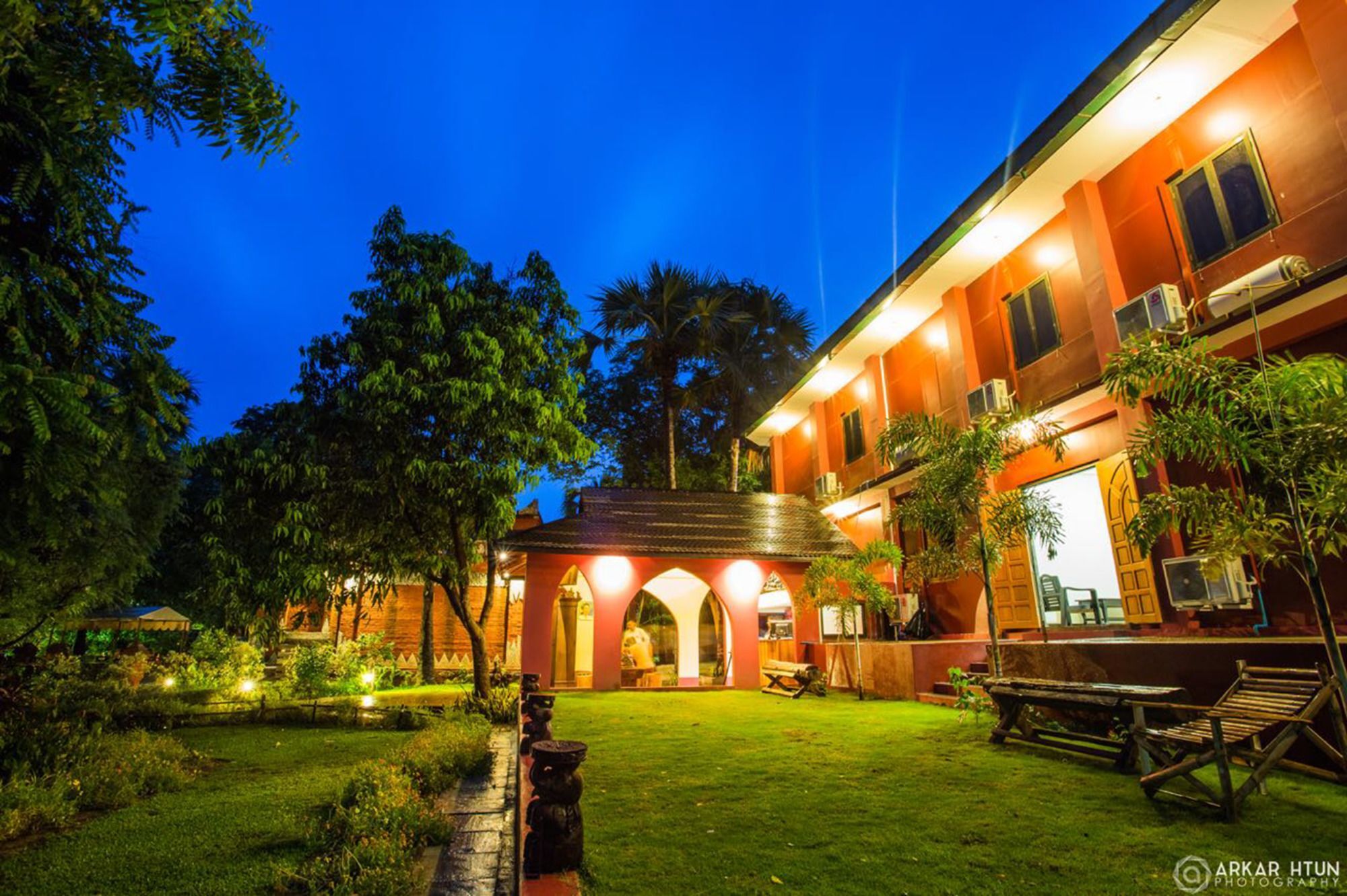 Hotel Nanda Garden Bagan Exterior foto